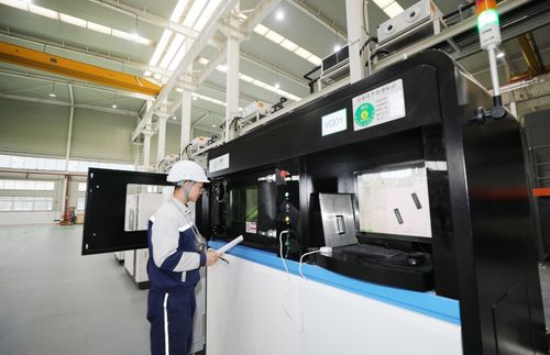 徐矿威拉里新材料公司 生产满负荷运行，核心技术研发再获突破